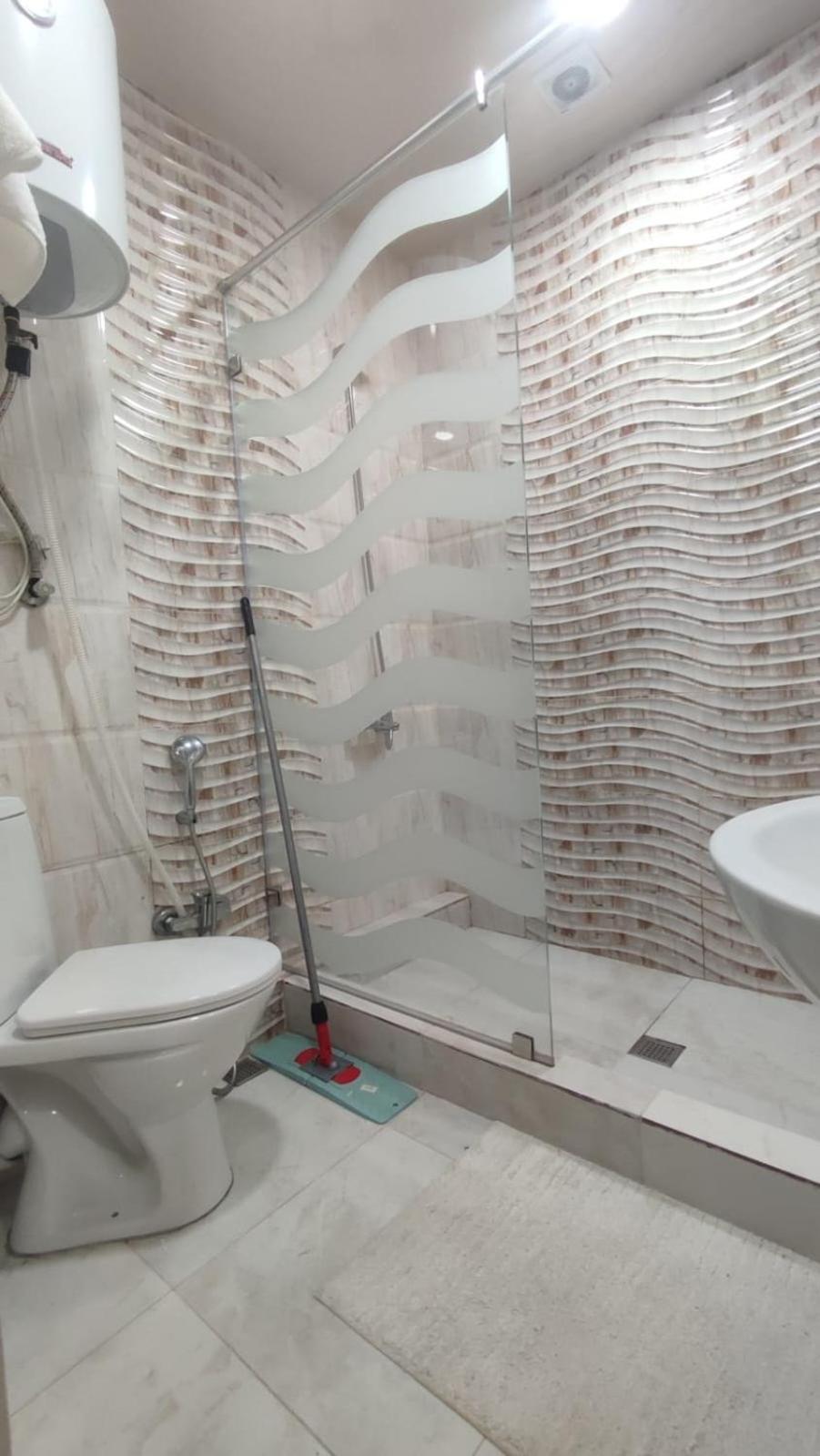 Amigo Apartment บาทูมิ ภายนอก รูปภาพ